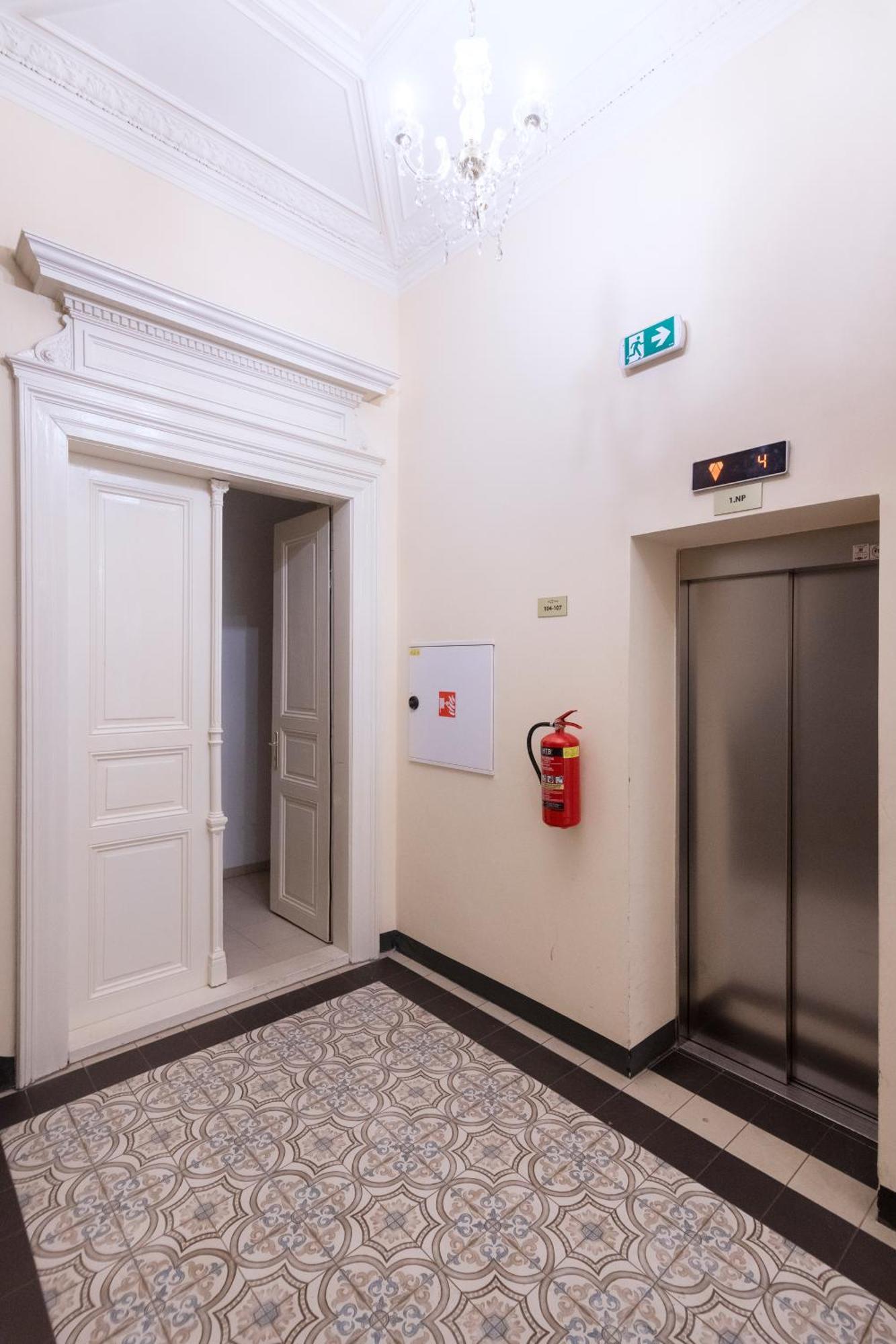 Apartment Stepanska 布拉格 外观 照片